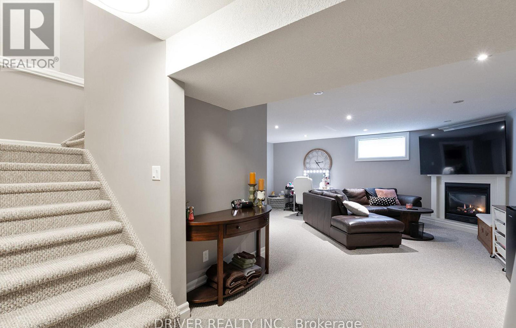 jenny mcmullin - driver realty brokerage sales representative