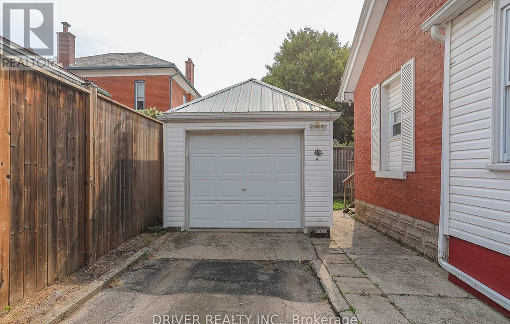 jenny mcmullin - driver realty brokerage sales representative