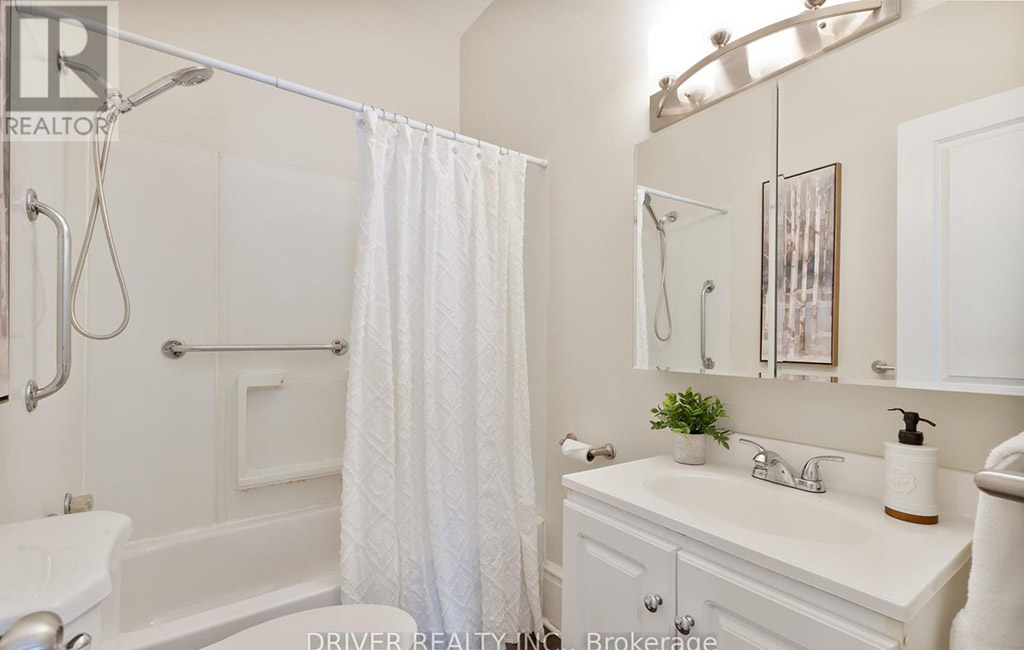 jenny mcmullin - driver realty brokerage sales representative