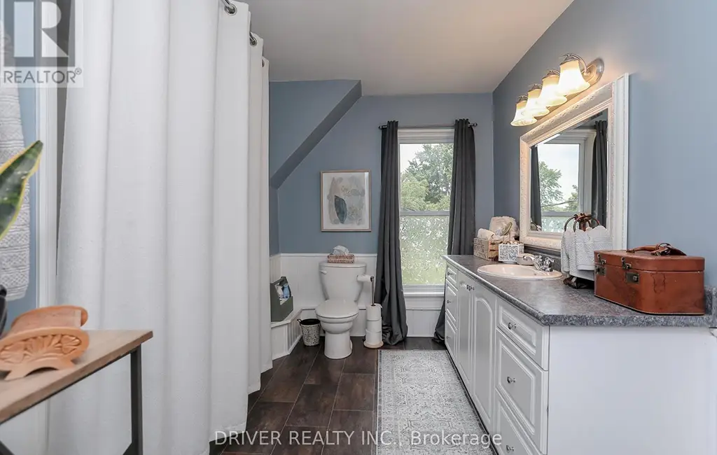 jenny mcmullin - driver realty brokerage sales representative