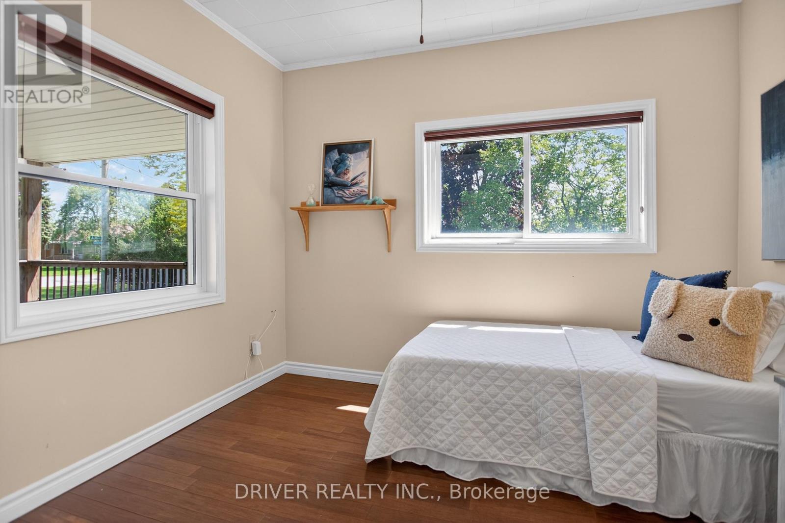 230 Alma Street — Photo 012