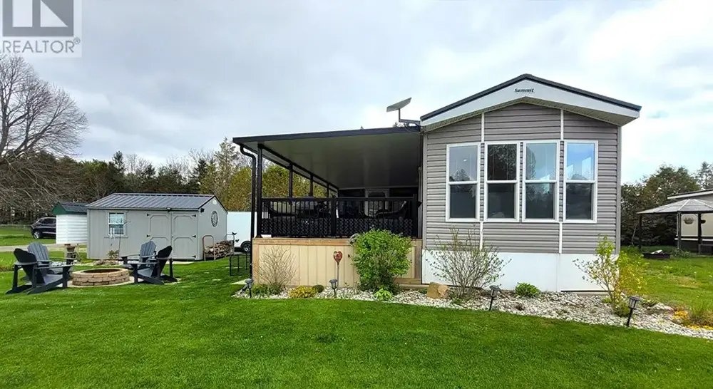 89-930 Lakeshore Road, Norfolk